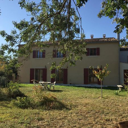 La Maison Ocre Saint-Julien-de-Briola Luaran gambar